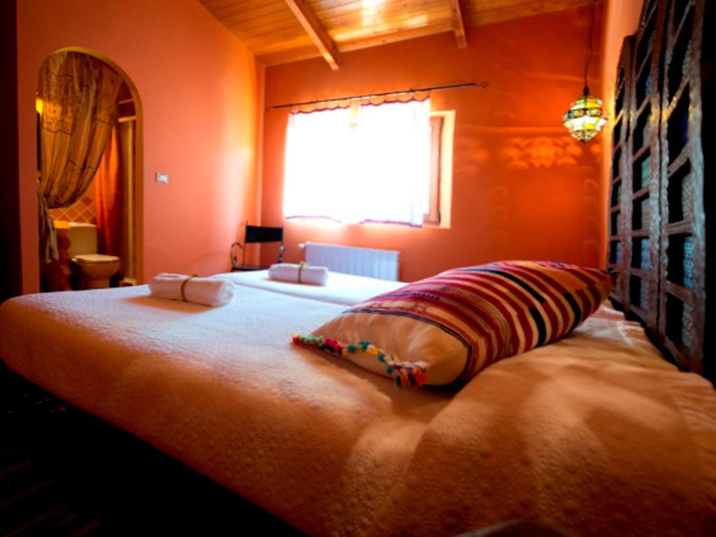 Gailurretan Hotel Каранса Екстериор снимка