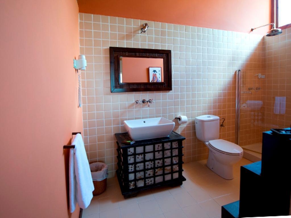 Gailurretan Hotel Каранса Екстериор снимка